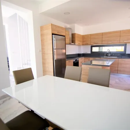 Villa Brand New Modern Paphos