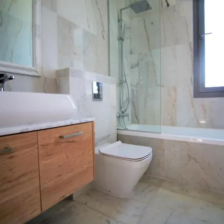 Villa Brand New Modern *